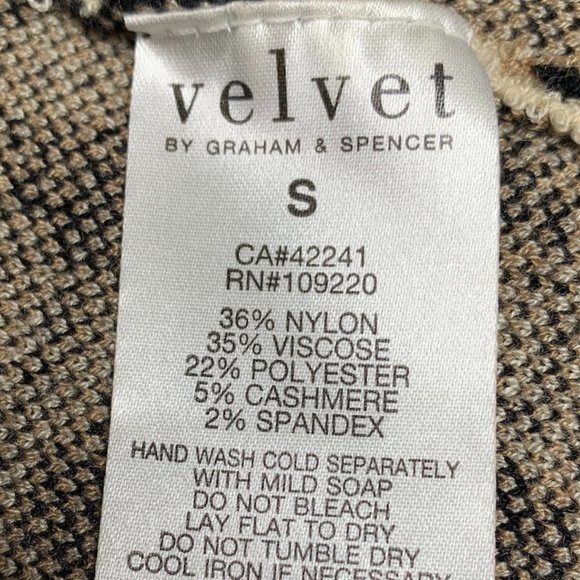 Velvet by Graham & Spenser leopard skirt - Picture 4 of 5